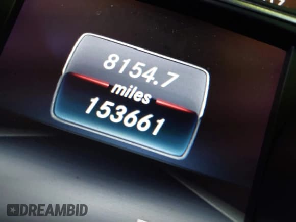 ✅ 2019 Mercedes-Benz CLA 250 • VIN: WDDSJ4EB4KN698650 • Lot: 43721008. Wystawiony na IAAI z przebiegiem 153 661 mil. Bezpłatny archiwum sprzedaży aukcyjnych z USA i szczegółowy raport historii pojazdu na DreamBid. Zdjęcie 15.