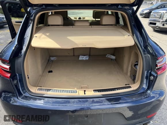 ✅ 2015 Porsche Macan S • VIN: WP1AB2A51FLB55179 • Lot: 43339638. Wystawiony na IAAI z przebiegiem 156 935 mil. Bezpłatny archiwum sprzedaży aukcyjnych z USA i szczegółowy raport historii pojazdu na DreamBid. Zdjęcie 12.