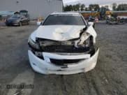 ✅ 2010 Honda Accord EX-L • VIN: 1HGCS2B8XAA000509 • Lot: 82421295. Wystawiony na Copart z przebiegiem 184 865 mil. Bezpłatny archiwum sprzedaży aukcyjnych z USA i szczegółowy raport historii pojazdu na DreamBid. Zdjęcie 5.