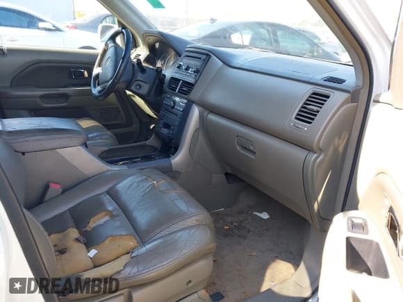 ✅ 2006 Honda Pilot EX-L • VIN: 2HKYF18666H560679 • Лот: 43624214. Опубликован ранее на IAAI с пробегом 360 160 миль. Бесплатный доступ к архиву аукционных продаж из США и подробный отчёт об истории автомобиля на DreamBid. Изображение 5.