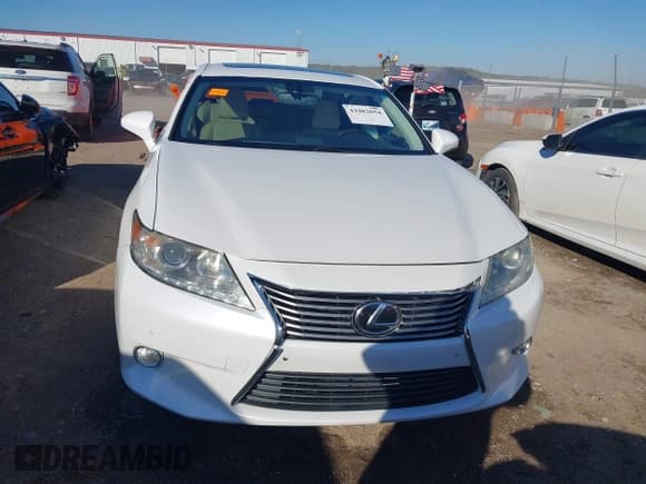✅ 2013 Lexus ES 250 • VIN: JTHBK1GG0D2077410 • Лот: 43482054. Опубликован ранее на IAAI с пробегом 98 040 миль. Бесплатный доступ к архиву аукционных продаж из США и подробный отчёт об истории автомобиля на DreamBid. Изображение 12.