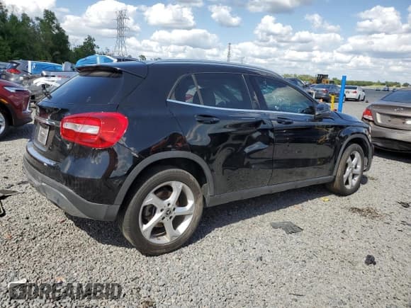 ✅ 2019 Mercedes-Benz GLA 250 • VIN: WDCTG4EB6KU015084 • Lot: 52497255. Wystawiony na Copart z przebiegiem 98 941 mil. Bezpłatny archiwum sprzedaży aukcyjnych z USA i szczegółowy raport historii pojazdu na DreamBid. Zdjęcie 3.