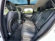 ✅ 2018 Land Rover Range Rover Velar S • VIN: SALYB2RN1JA709760 • Лот: 89445655. Опубликован ранее на Copart с пробегом 105 587 миль. Бесплатный доступ к архиву аукционных продаж из США и подробный отчёт об истории автомобиля на DreamBid. Изображение 14.