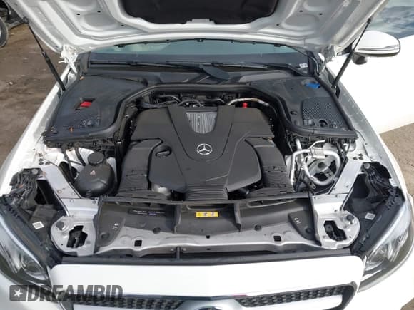 ✅ 2018 Mercedes-Benz E 400 • VIN: WDD1J6FB0JF062659 • Lot: 43749567. Listed on IAAI with 74,791 mi. Free auction sales archive from the USA and detailed vehicle history report at DreamBid. Image 10.