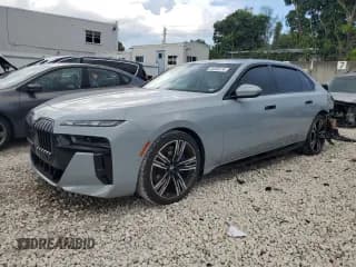 ✅ 2024 BMW 7 Series 740i • VIN: WBA23EH07RCP32314 • Лот: 72238174. Опубликован ранее на Copart с пробегом Не указан. Бесплатный доступ к архиву аукционных продаж из США и подробный отчёт об истории автомобиля на DreamBid. Изображение 1.