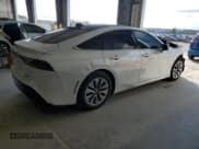✅ 2022 Toyota Mirai XLE • VIN: JTDAAAAA2NA006575 • Lot: 86239315. Wystawiony na Copart z przebiegiem 44 842 mil. Bezpłatny archiwum sprzedaży aukcyjnych z USA i szczegółowy raport historii pojazdu na DreamBid. Zdjęcie 3.