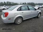 ✅ 2005 Suzuki Forenza LX • VIN: KL5JJ56Z85K132557 • Lot: 80202535. Wystawiony na Copart z przebiegiem Nie podano. Bezpłatny archiwum sprzedaży aukcyjnych z USA i szczegółowy raport historii pojazdu na DreamBid. Zdjęcie 3.