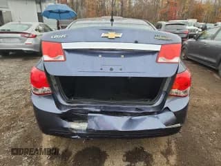 ✅ 2014 Chevrolet Cruze LS • VIN: 1G1PA5SG1E7143825 • Lot: 90257015. Listed on Copart with 171,602 mi. Free auction sales archive from the USA and detailed vehicle history report at DreamBid. Image 6.