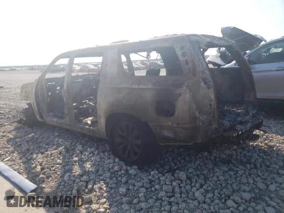 ✅ 2023 Chevrolet Suburban LT • VIN: 1GNSCCKD7PR332242 • Lot: 59224604. Wystawiony na Copart z przebiegiem Nie podano. Bezpłatny archiwum sprzedaży aukcyjnych z USA i szczegółowy raport historii pojazdu na DreamBid. Zdjęcie 2.