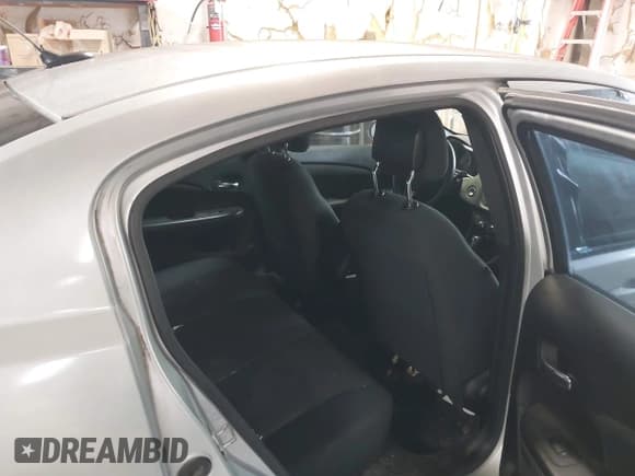 ✅ 2012 Dodge Avenger SE • VIN: 1C3CDZAB4CN215981 • Lot: 43569656. Listed on IAAI with 134,833 mi. Free auction sales archive from the USA and detailed vehicle history report at DreamBid. Image 8.