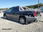 ✅ 2002 Chevrolet Avalanche • VIN: 3GNEC13T22G348607 • Lot: 92399055. Listed on Copart with 226,482 mi. Free auction sales archive from the USA and detailed vehicle history report at DreamBid. Image 2.