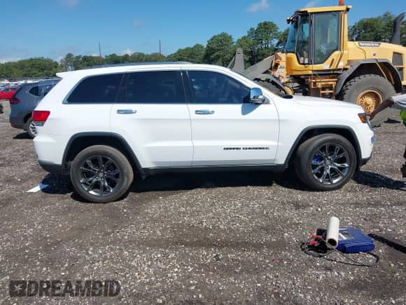 2018 Jeep Grand Cherokee Limited z VIN 1C4RJEBG1JC159332, wystawiony jako IAAI lot #43123211 z przebiegiem 62 515 mil mil oraz . Historia ofert i sprzedaży dostępna na DreamBid. Obrazek 13.