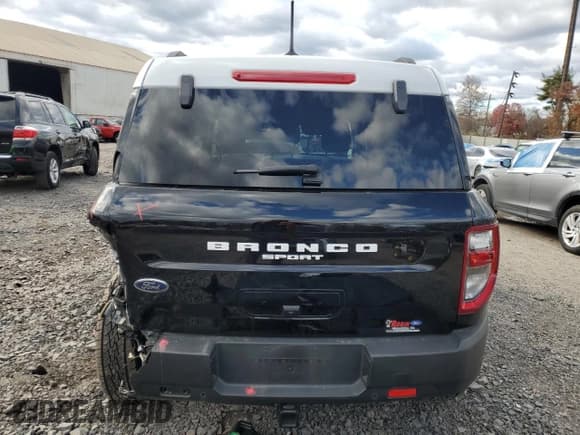 ✅ 2024 Ford Bronco Sport Heritage • VIN: 3FMCR9G62RRF44185 • Lot: 92506045. Wystawiony na Copart z przebiegiem 4 736 mil. Bezpłatny archiwum sprzedaży aukcyjnych z USA i szczegółowy raport historii pojazdu na DreamBid. Zdjęcie 6.