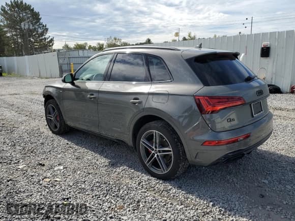 ✅ 2024 Audi Q5 S line Premium Plus • VIN: WA1E2AFY4R2138591 • Lot: 80699025. Listed on Copart with 7,143 mi. Free auction sales archive from the USA and detailed vehicle history report at DreamBid. Image 2.