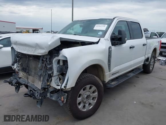 ✅ 2024 Ford F-250 XL • VIN: 1FT7W2BT5REC68882 • Lot: 42462526. Listed on IAAI with 59,686 mi. Free auction sales archive from the USA and detailed vehicle history report at DreamBid. Image 2.