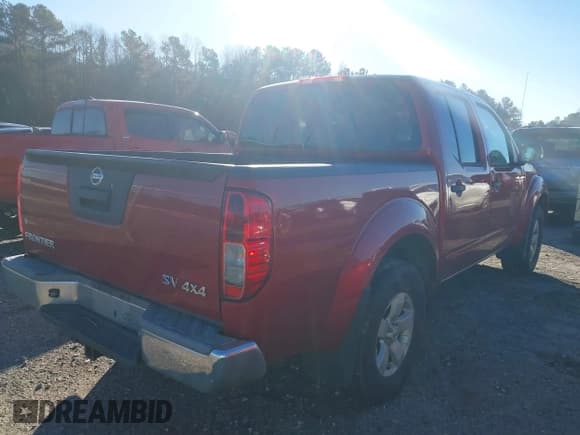 ✅ 2013 Nissan Frontier SV • VIN: 1N6AD0EV6DN757620 • Lot: 41246354. Wystawiony na IAAI z przebiegiem 319 286 mil. Bezpłatny archiwum sprzedaży aukcyjnych z USA i szczegółowy raport historii pojazdu na DreamBid. Zdjęcie 4.