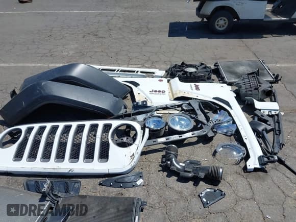 ✅ 2022 Jeep Wrangler Unlimited Rubicon • VIN: 1C4HJXFN3NW175424 • Lot: 42616441. Listed on IAAI with 33,534 mi. Free auction sales archive from the USA and detailed vehicle history report at DreamBid. Image 12.