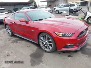 ✅ 2017 Ford Mustang GT • VIN: 1FA6P8CF9H5257490 • Lot: 43738172. Wystawiony na IAAI z przebiegiem 101 396 mil. Bezpłatny archiwum sprzedaży aukcyjnych z USA i szczegółowy raport historii pojazdu na DreamBid. Zdjęcie 1.