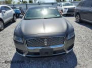 ✅ 2018 Lincoln Continental Livery • VIN: 1LN6L9HK4J5610480 • Lot: 48407065. Listed on Copart with 113,472 mi. Free auction sales archive from the USA and detailed vehicle history report at DreamBid. Image 5.