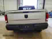 2021 Ram 1500 Warlock z VIN 1C6RR6GG3MS548305, wystawiony jako Copart lot #82207704 z przebiegiem 53 114 mil mil oraz Czysty tytuł • Clean title. Historia ofert i sprzedaży dostępna na DreamBid. Obrazek 6.