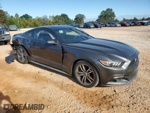 ✅ 2017 Ford Mustang EcoBoost • VIN: 1FA6P8TH9H5338586 • Lot: 82315185. Listed on Copart with 37,476 mi. Free auction sales archive from the USA and detailed vehicle history report at DreamBid. Image 4.