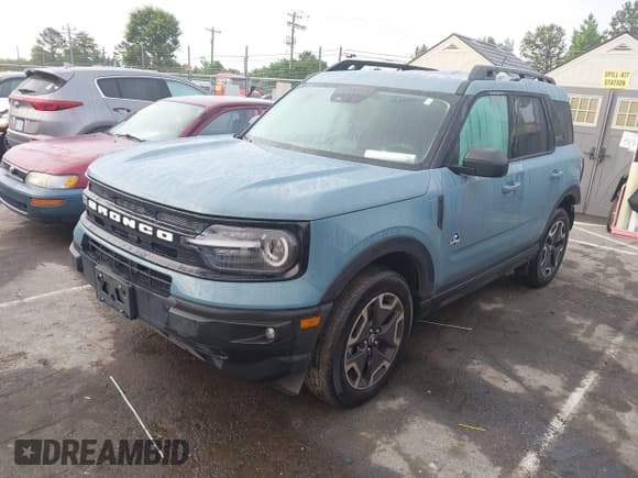 ✅ 2023 Ford Bronco Sport Outer Banks • VIN: 3FMCR9C62PRD63123 • Lot: 42507189. Wystawiony na IAAI z przebiegiem 32 276 mil. Bezpłatny archiwum sprzedaży aukcyjnych z USA i szczegółowy raport historii pojazdu na DreamBid. Zdjęcie 18.