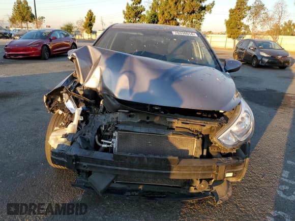 ✅ 2017 Hyundai Accent SE • VIN: KMHCT5AEXHU335388 • Lot: 70330914. Listed on Copart with 99,198 mi. Free auction sales archive from the USA and detailed vehicle history report at DreamBid. Image 5.