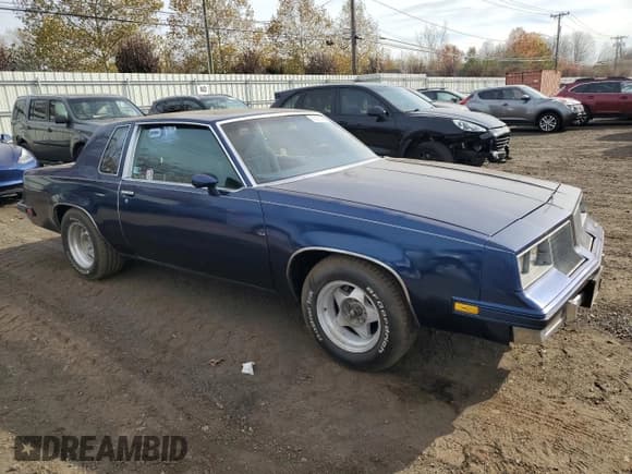 ✅ 1982 Oldsmobile Cutlass Supreme • VIN: 2G3AR47N3C2324131 • Lot: 91401495. Listed on Copart with 46,520 mi. Free auction sales archive from the USA and detailed vehicle history report at DreamBid. Image 4.