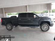 ✅ 2017 GMC Sierra 2500HD Denali • VIN: 1GT12UEY4HF187918 • Лот: 42384580. Опубликован ранее на IAAI с пробегом 117 034 миль. Бесплатный доступ к архиву аукционных продаж из США и подробный отчёт об истории автомобиля на DreamBid. Изображение 14.