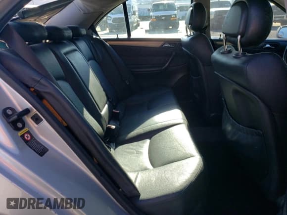 ✅ 2001 Mercedes-Benz C 230/260/280/320 • VIN: WDBRF61J71F084914 • Lot: 87439005. Listed on Copart with Not provided. Free auction sales archive from the USA and detailed vehicle history report at DreamBid. Image 10.