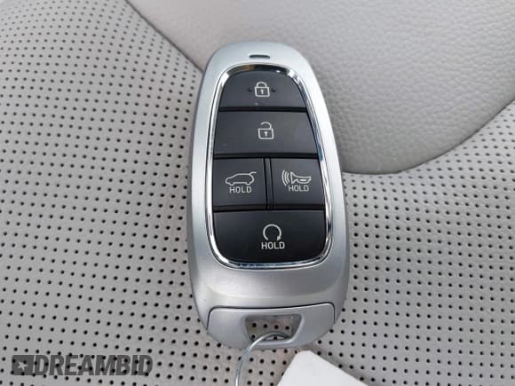 ✅ 2025 Hyundai Palisade Limited • VIN: KM8R5DGE2SU808035 • Лот: 42324623. Опубликован ранее на IAAI с пробегом 5 493 миль. Бесплатный доступ к архиву аукционных продаж из США и подробный отчёт об истории автомобиля на DreamBid. Изображение 11.