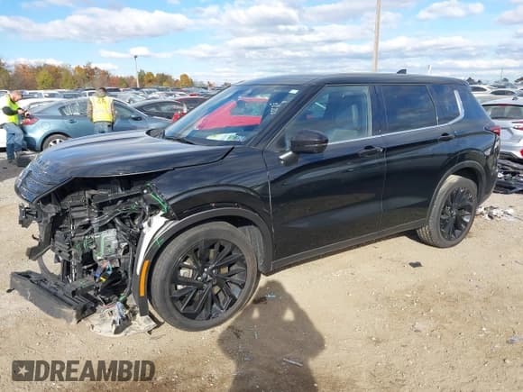 ✅ 2023 Mitsubishi Outlander SE • VIN: JA4J4UA83PZ040903 • Lot: 43567890. Wystawiony na IAAI z przebiegiem 30 193 mil. Bezpłatny archiwum sprzedaży aukcyjnych z USA i szczegółowy raport historii pojazdu na DreamBid. Zdjęcie 2.