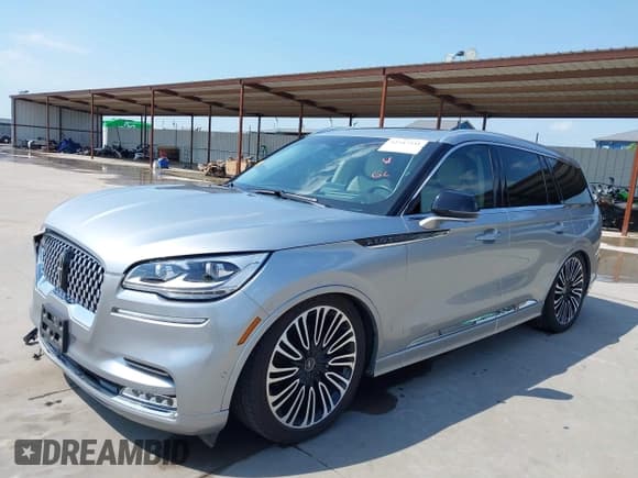 ✅ 2023 Lincoln Aviator Black Label • VIN: 5LM5J9XC1PGL26469 • Лот: 42347331. Опубликован ранее на IAAI с пробегом 10 519 миль. Бесплатный доступ к архиву аукционных продаж из США и подробный отчёт об истории автомобиля на DreamBid. Изображение 2.