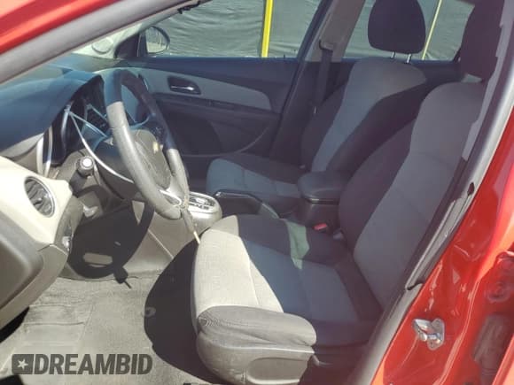 ✅ 2015 Chevrolet Cruze LS • VIN: 1G1PA5SH2F7206392 • Lot: 71945605. Listed on Copart with 118,136 mi. Free auction sales archive from the USA and detailed vehicle history report at DreamBid. Image 7.