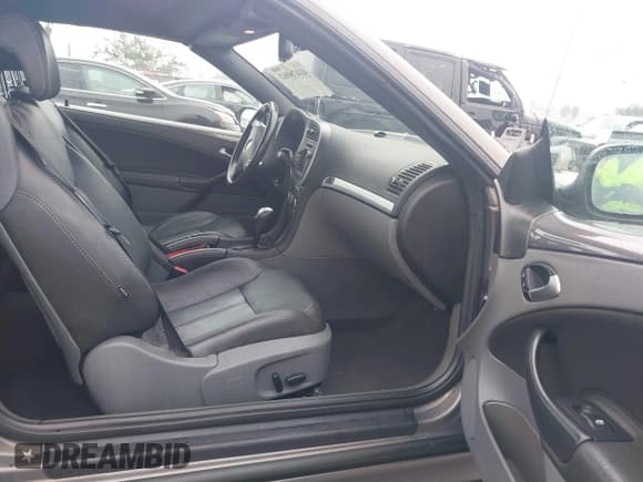 ✅ 2007 Saab 9-3 • VIN: YS3FD79Y676109823 • Lot: 41478062. Listed on IAAI with 103,812 mi. Free auction sales archive from the USA and detailed vehicle history report at DreamBid. Image 5.