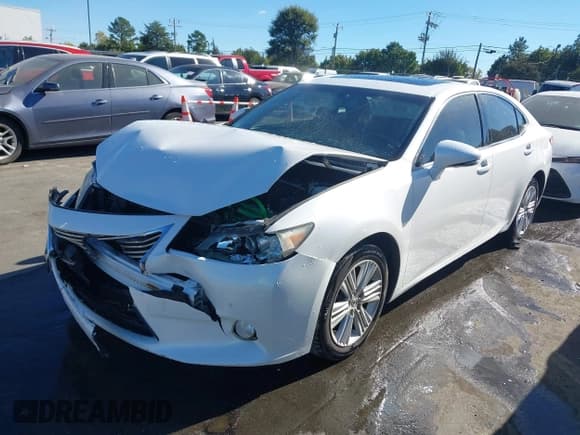 ✅ 2013 Lexus ES 250 • VIN: JTHBK1GG1D2063998 • Lot: 43447449. Listed on IAAI with 159,272 mi. Free auction sales archive from the USA and detailed vehicle history report at DreamBid. Image 17.