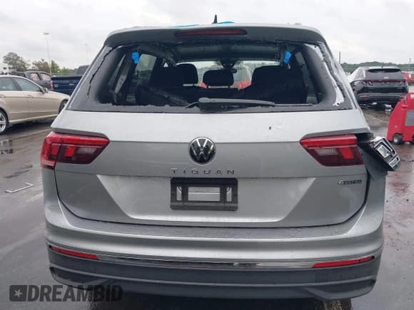 ✅ 2024 Volkswagen Tiguan S • VIN: 3VVFB7AX7RM174586 • Лот: 43305684. Опубликован ранее на IAAI с пробегом 9 489 миль. Бесплатный доступ к архиву аукционных продаж из США и подробный отчёт об истории автомобиля на DreamBid. Изображение 16.