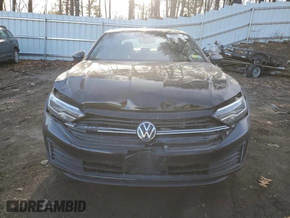 ✅ 2023 Volkswagen Jetta Sport • VIN: 3VWAM7BU9PM039563 • Lot: 79229304. Listed on Copart with 15,722 mi. Free auction sales archive from the USA and detailed vehicle history report at DreamBid. Image 5.
