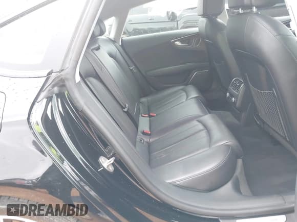 ✅ 2016 Audi A7 Prestige • VIN: WAU2GAFC5GN008438 • Lot: 41754579. Listed on IAAI with 122,794 mi. Free auction sales archive from the USA and detailed vehicle history report at DreamBid. Image 8.