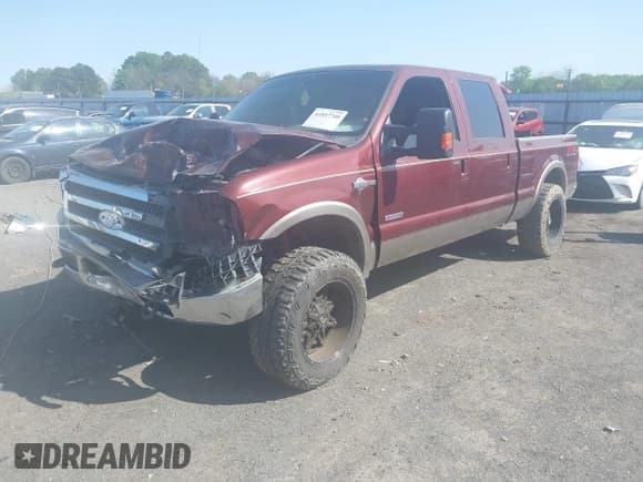 ✅ 2006 Ford F-250 XL • VIN: 1FTSW21P56EB45285 • Lot: 41897760. Listed on IAAI with 260,044 mi. Free auction sales archive from the USA and detailed vehicle history report at DreamBid. Image 2.