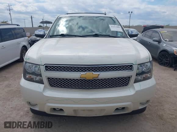 2013 Chevrolet Suburban LTZ с VIN 1GNSKKE74DR342029, выставлен на аукционе IAAI как лот 43313086 с пробегом 137 137 миль миль и . История ставок и продаж доступна на DreamBid. Изображение 12.