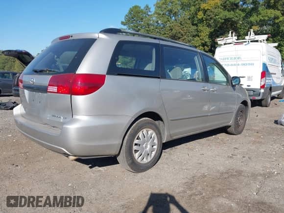 2005 Toyota Sienna LE z VIN 5TDZA23C65S333703, wystawiony jako IAAI lot #43438356 z przebiegiem 167 223 mil mil oraz . Historia ofert i sprzedaży dostępna na DreamBid. Obrazek 4.