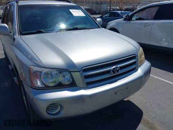 2002 Toyota Highlander с VIN JTEGF21A220065138, выставлен на аукционе IAAI как лот 42935702 с пробегом 189 266 миль миль и . История ставок и продаж доступна на DreamBid. Изображение 6.