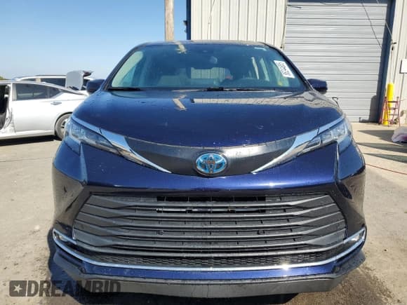 ✅ 2023 Toyota Sienna XLE • VIN: 5TDYRKEC8PS147519 • Lot: 86244885. Wystawiony na Copart z przebiegiem 25 859 mil. Bezpłatny archiwum sprzedaży aukcyjnych z USA i szczegółowy raport historii pojazdu na DreamBid. Zdjęcie 5.