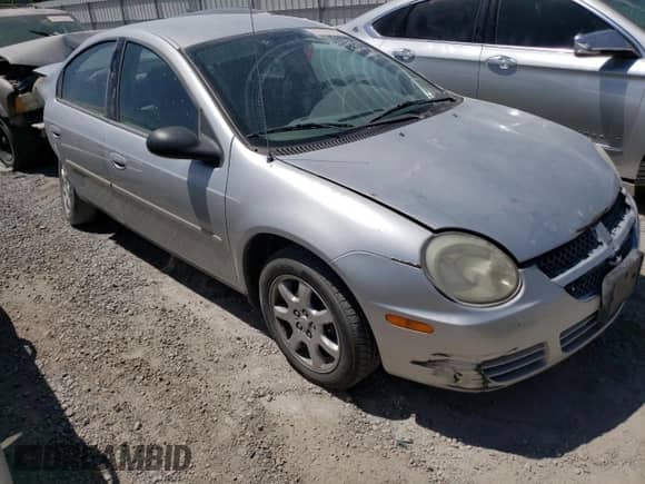 2005 Dodge Neon SXT z VIN 1B3ES56C65D162506, wystawiony jako Copart lot #57367005 z przebiegiem 125 391 mil mil oraz Szkoda całkowita • Salvage title. Historia ofert i sprzedaży dostępna na DreamBid. Obrazek 4.