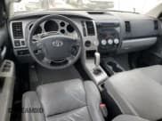 ✅ 2007 Toyota Tundra Limited • VIN: 5TFRT58187X009233 • Lot: 42767205. Wystawiony na Copart z przebiegiem 113 798 mil. Bezpłatny archiwum sprzedaży aukcyjnych z USA i szczegółowy raport historii pojazdu na DreamBid. Zdjęcie 8.