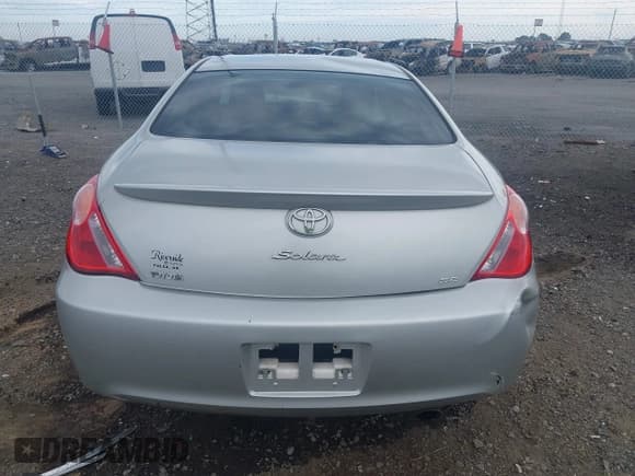 ✅ 2005 Toyota Solara SE • VIN: 4T1CE38P55U963490 • Lot: 42487817. Listed on IAAI with Not provided. Free auction sales archive from the USA and detailed vehicle history report at DreamBid. Image 16.