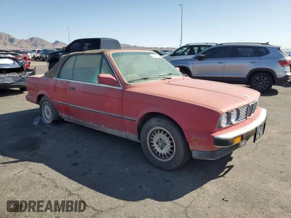 1990 BMW 3 Series z VIN WBABB2300LEC19669, wystawiony jako Copart lot #52403685 z przebiegiem 170 809 mil mil oraz Czysty tytuł • Clean title. Historia ofert i sprzedaży dostępna na DreamBid. Obrazek 4.