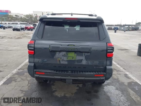 ✅ 2025 Toyota 4Runner Hybrid TRD Off Road • VIN: JTEVB5BRXS5007032 • Лот: 43326596. Опубликован ранее на IAAI с пробегом 5 374 миль. Бесплатный доступ к архиву аукционных продаж из США и подробный отчёт об истории автомобиля на DreamBid. Изображение 16.
