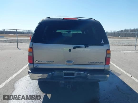 ✅ 2002 Chevrolet Suburban LS • VIN: 3GNEC16Z32G339558 • Лот: 41739334. Опубликован ранее на IAAI с пробегом 198 291 миль. Бесплатный доступ к архиву аукционных продаж из США и подробный отчёт об истории автомобиля на DreamBid. Изображение 16.